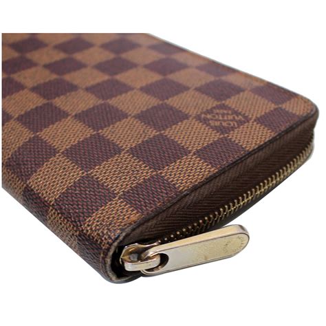 louis vuitton zippy organizer wallet.